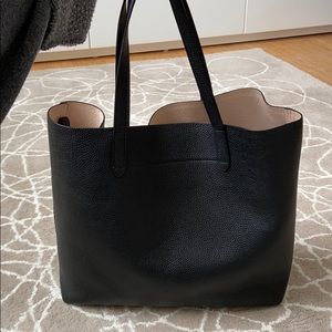 Structured Cuyana leather tote bag